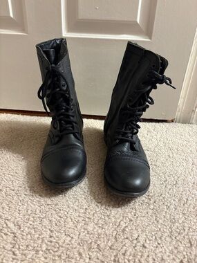 Steve Madden Black Lace-Up Combat Boots